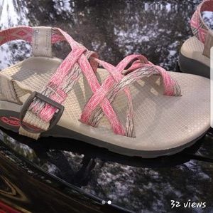 Womens chacos